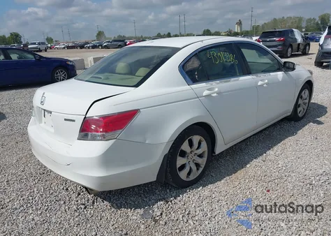 2010 Honda Accord 2.4 Ex-L z USA, uszkodzony, nr VIN 1HGCP2F85AA186505